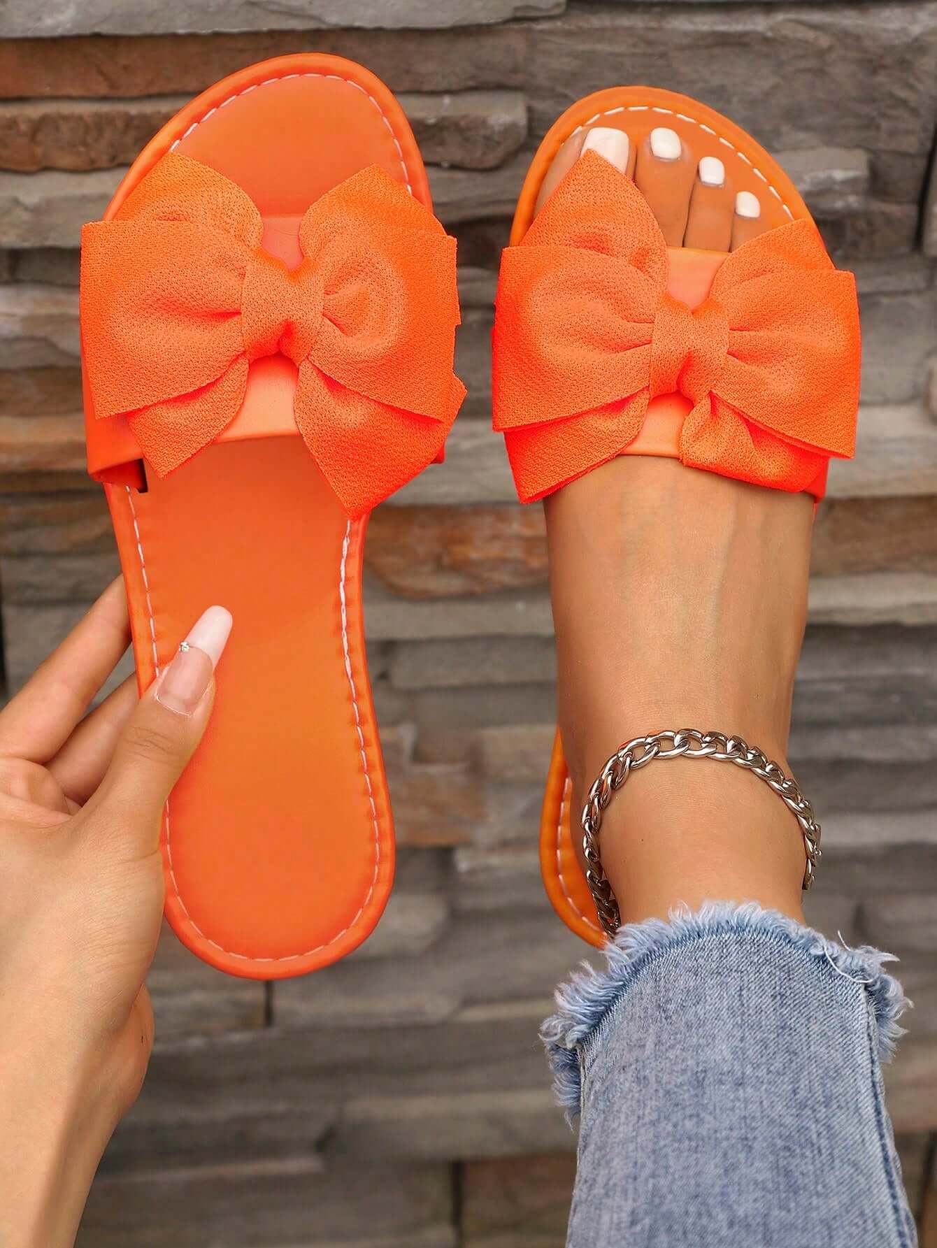 Axon Vibrant Orange Beach Slippers