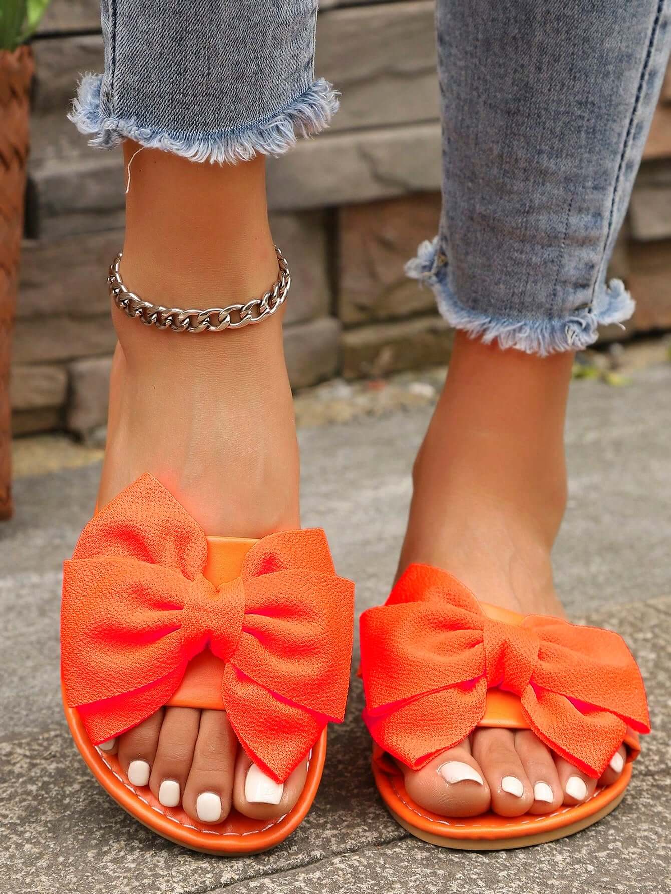 Axon Vibrant Orange Beach Slippers