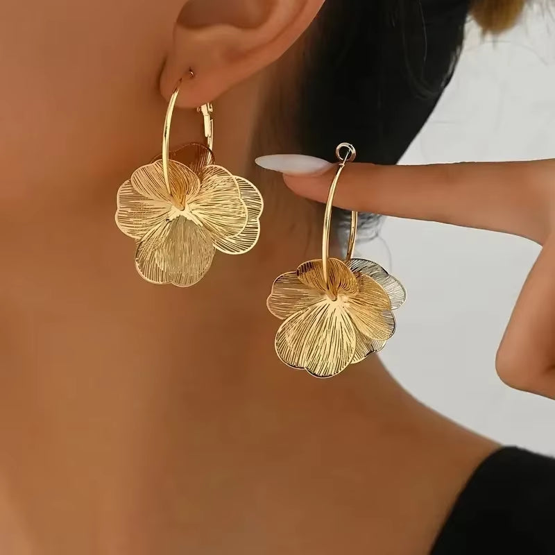 Axon Flower Hoop Earring