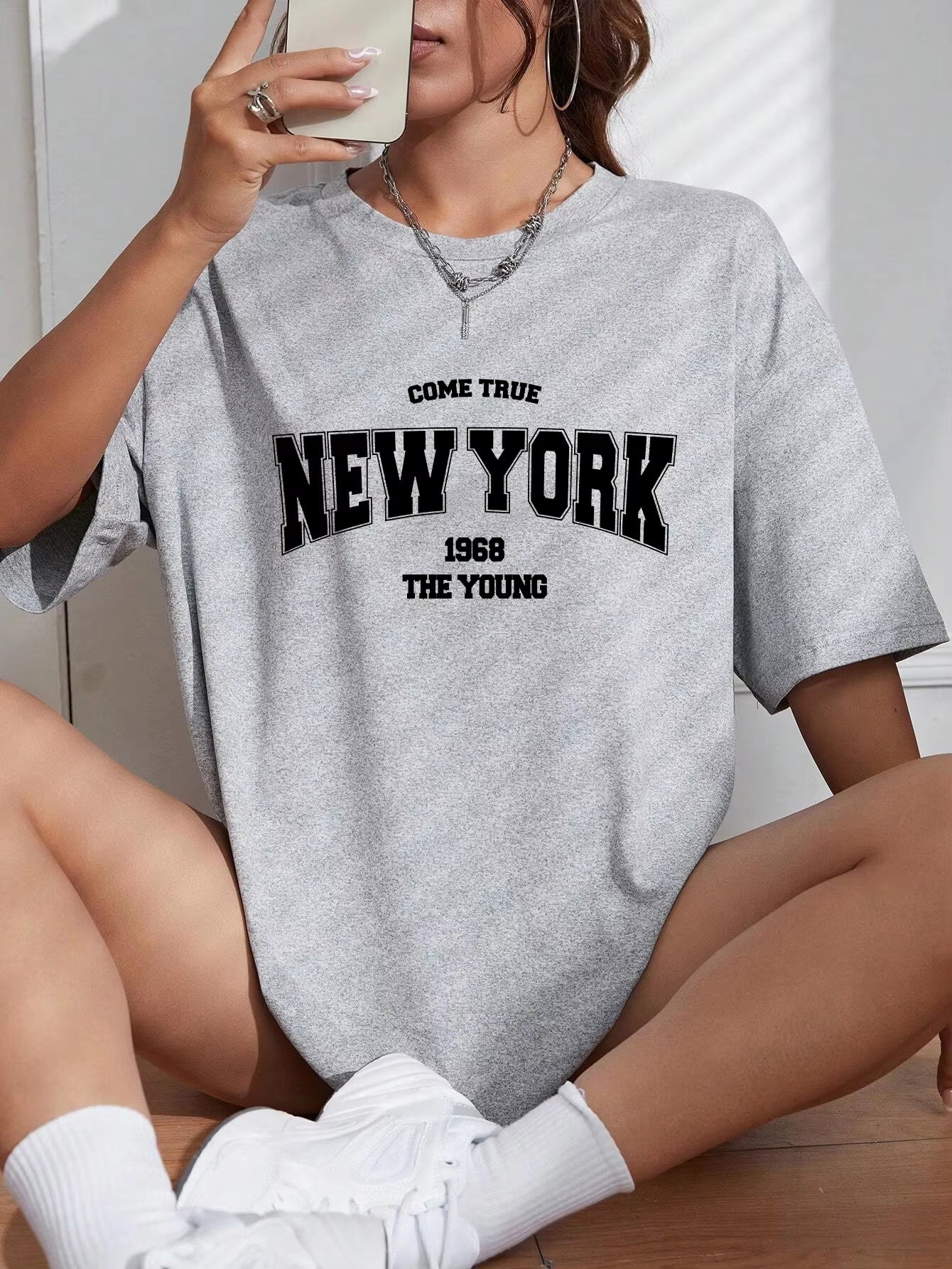 Axon Oversized "New York 1968" Graphic Tee