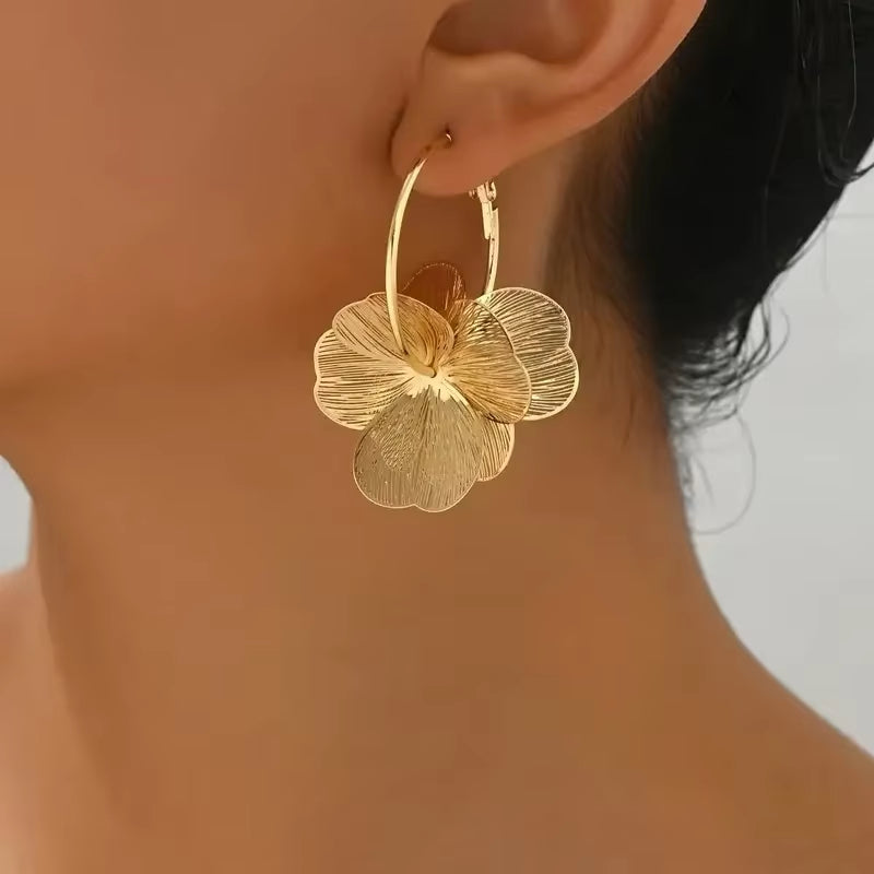 Axon Flower Hoop Earring