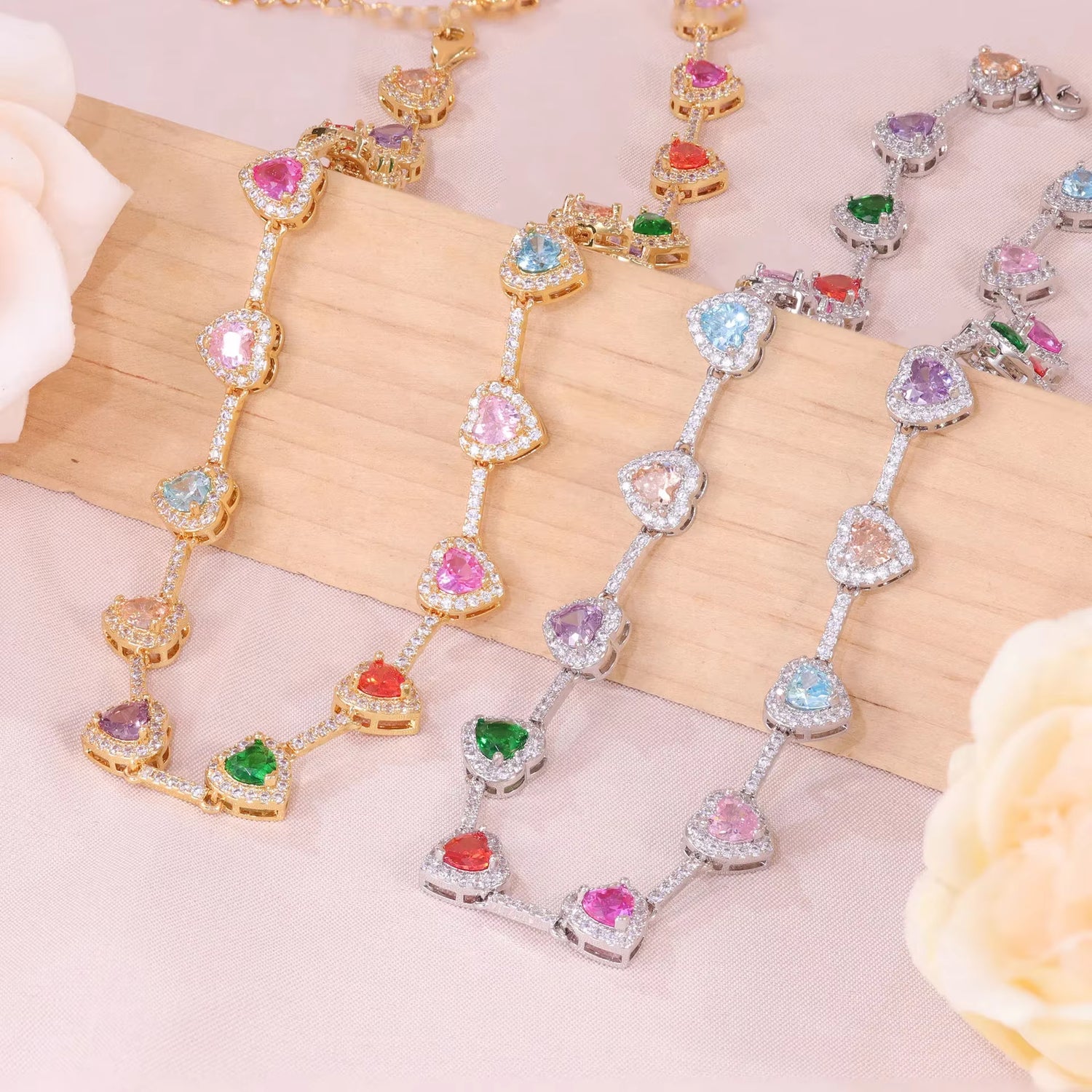 Axon 18K Gold Necklace